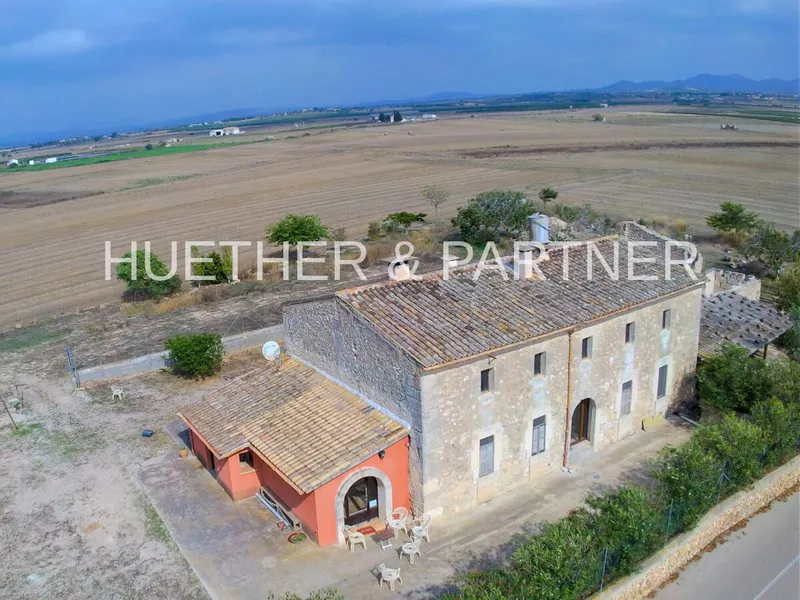5,000 m² finca with 8 rooms and 2 bathrooms for sale — photo 1