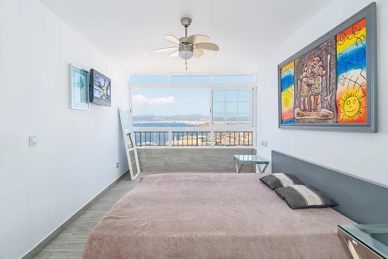 Reformed Penthouse with 360º Sea Views in Ca'n Pastilla — photo 10