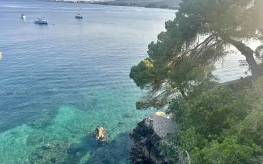 Unique property with sea access — photo 2