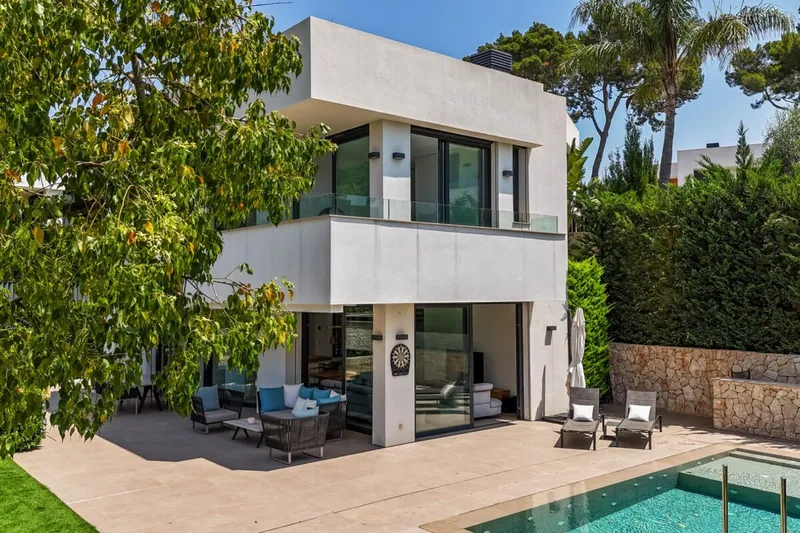 Contemporary designer villa with infinity pool for sale in Son Vida — photo 3