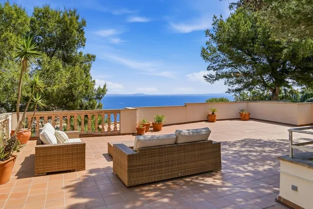 Delightful sea view villa for sale in Sol de Mallorca, Southwest Mallorca — photo 3