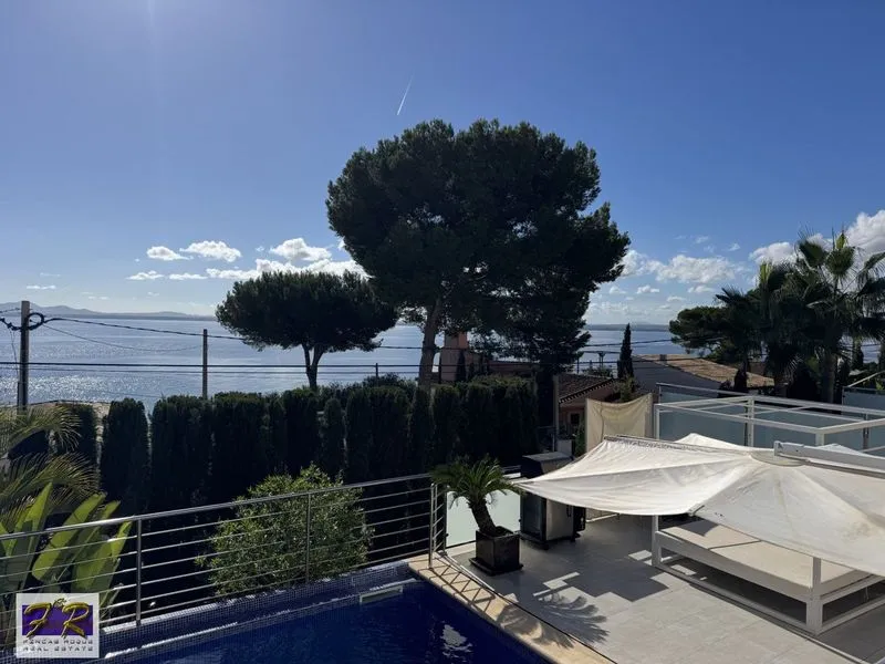 villa in Alcudia — photo 1