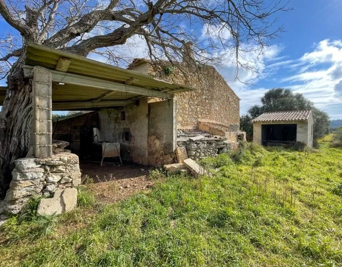 Beautiful rustic estate with impressive views in ... — photo 9