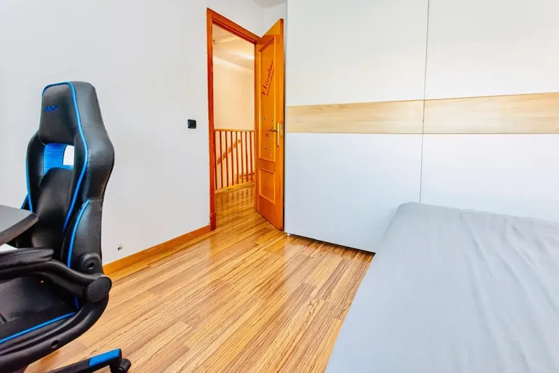 Discover your new home! This beautiful semi-detached house in the Son Ferrer area offers everything you need to enjoy the Mediterranean — photo 11