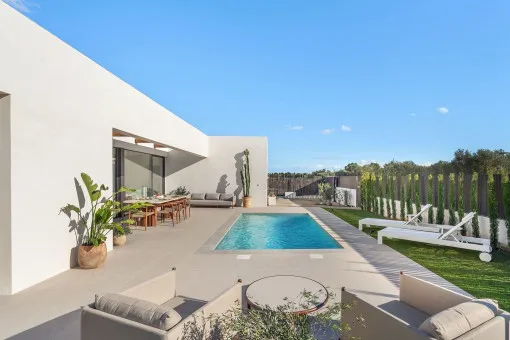 Cales de Mallorca, exclusive new build villa representative of luxury, tranquillity and Mediterranean quality of life near Cala Domingo. Ready for occupancy fall 2026 — photo 8