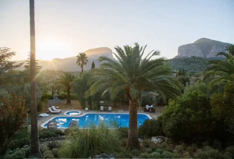 Mediterranean finca surrounded by nature with stunning panoramic views in Alaró — photo 1