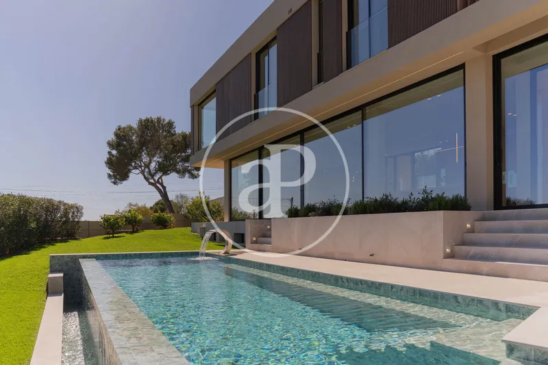 Sea-view villa for sale in Costa d’en Blanes — photo 4
