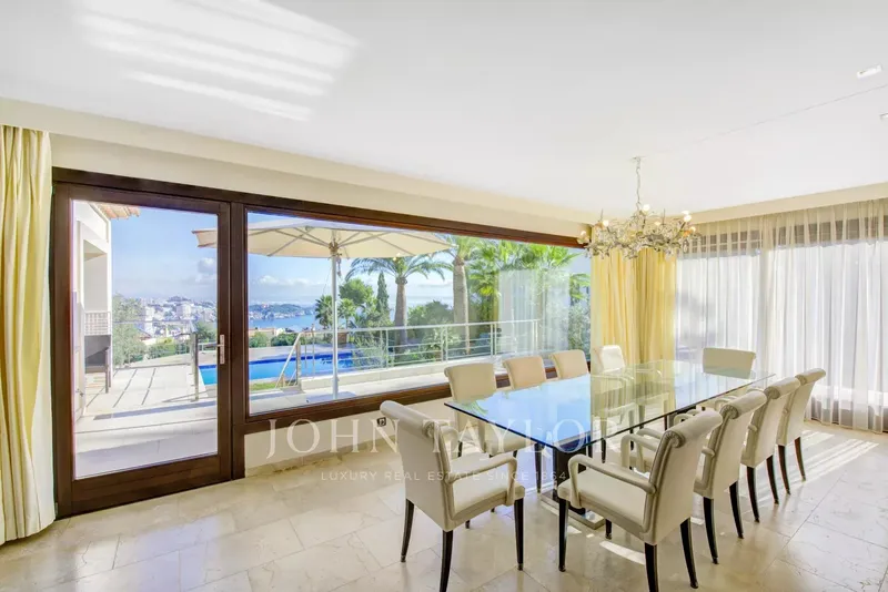 Villa for Sale in Cas Català — photo 5