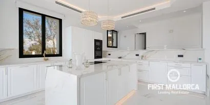 Real estate picture 0 Ref. No. 81131 — photo 10