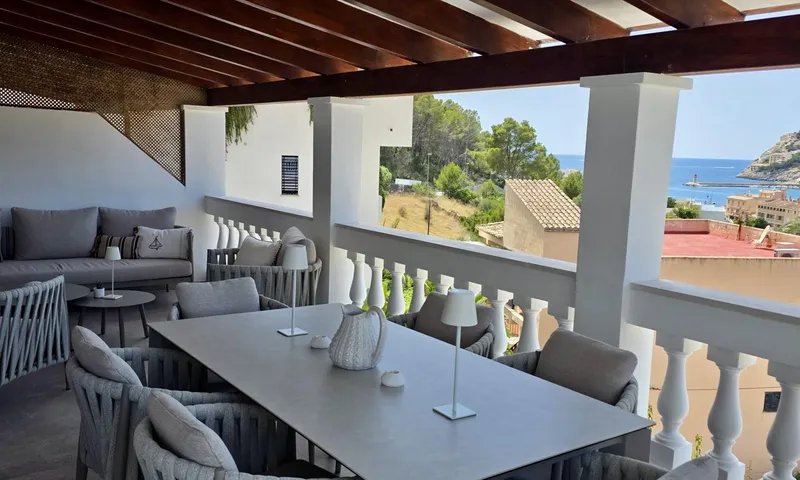 Modern villa with views over the bay of Port d'Andratx — photo 8