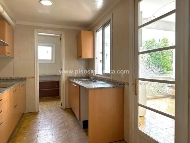 Apartment in Palma de Mallorca, Marques de Fontsanta Area — photo 9