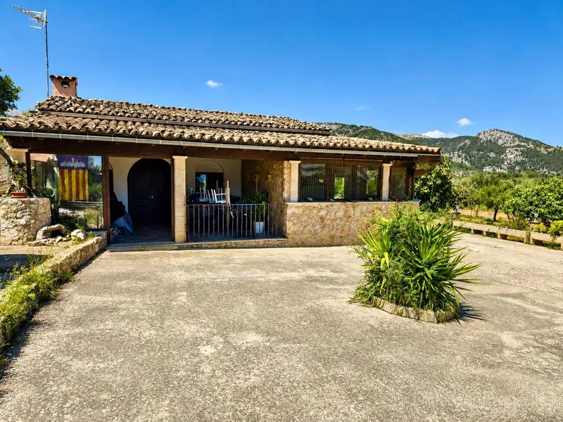 Charming Finca in Selva with Guest House, Mountain Views & 3,907 m² Plot — photo 2