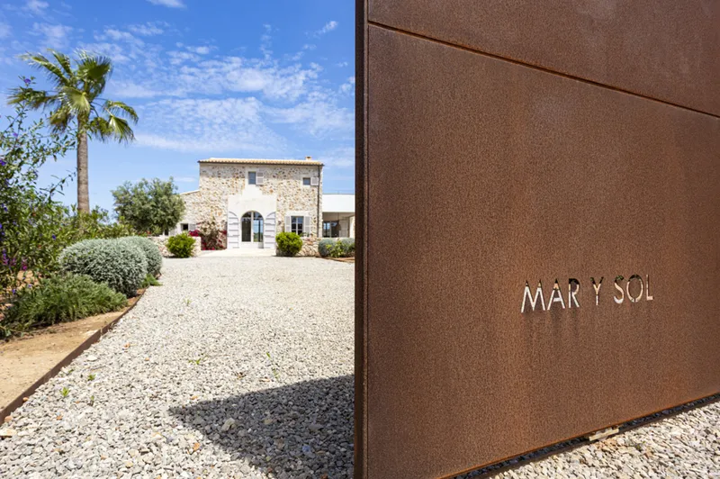 Great finca in Ses Salines with large pool, great garden, buy in… — photo 2