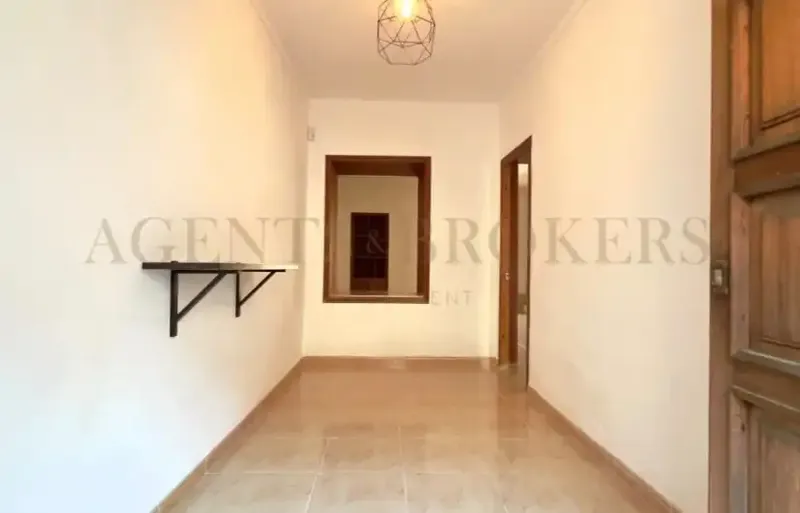 A&R Gestión Inmobiliaria presenta esta amplia casa con gran potencial de reforma situada en pleno centro de Son Servera. — photo 4