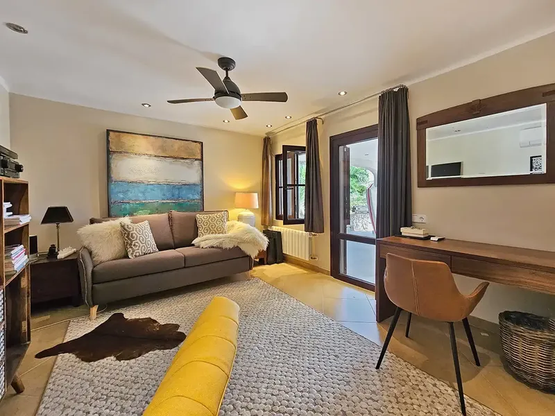 Dream Mediterranean house with sea views, pool house and additional building plot in a privileged location in Canyamel — photo 12