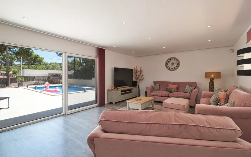 Spacious family villa in El Toro – Mediterranean living near Port Adriano — photo 7