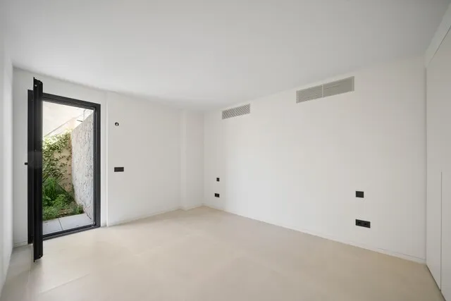 Ground floor apartment with private garden for sale in Palma, Mallorca — photo 8