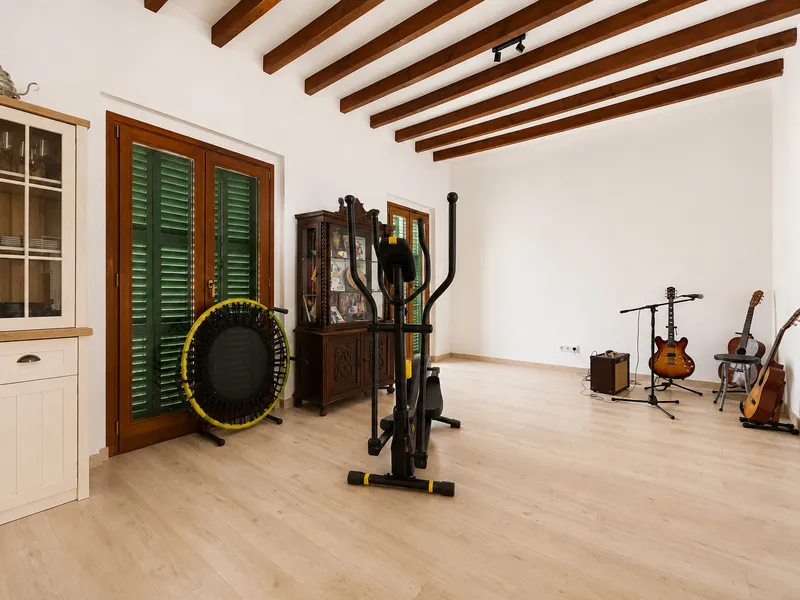 Authentic Townhouse in the Heart of Andratx with Terraces and Mountain Views — photo 9