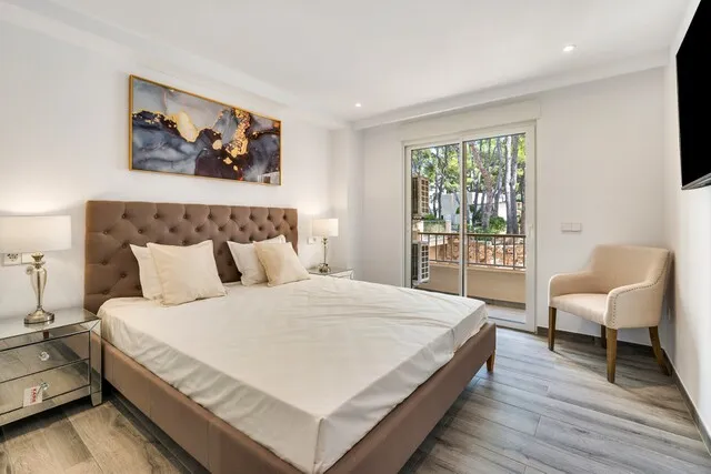 Renovated frontline apartment for sale in Costa de la Calma, Southwest Mallorca — photo 11