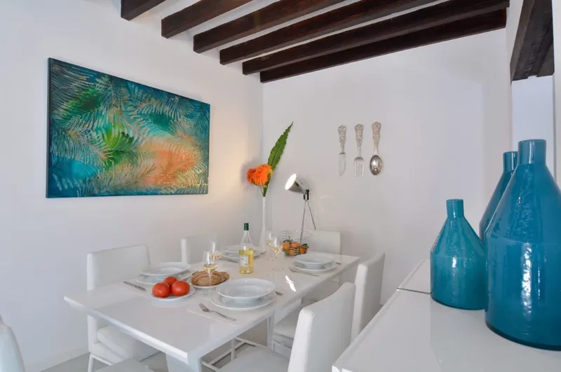Temporary Professional Rental - Boutique Loft Plaza Mayor 2 Bedrooms — photo 7