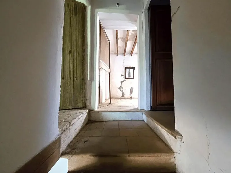 Located a few minutes from Pollença, this traditional rustic finca offers an excellent opportunity for those seeking a property with — photo 8