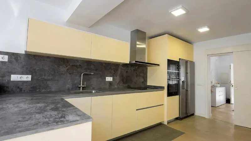 This tasteful single-storey villa is located in the coveted and particularly quiet residential area of Port Verd. — photo 5
