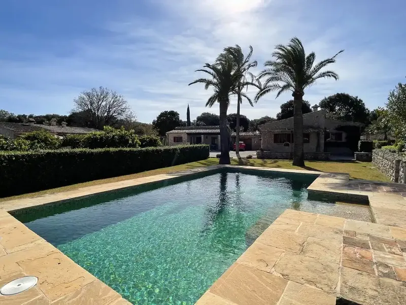 Exclusiva Finca Rústica con Viñedo Privado en Pollensa — photo 1