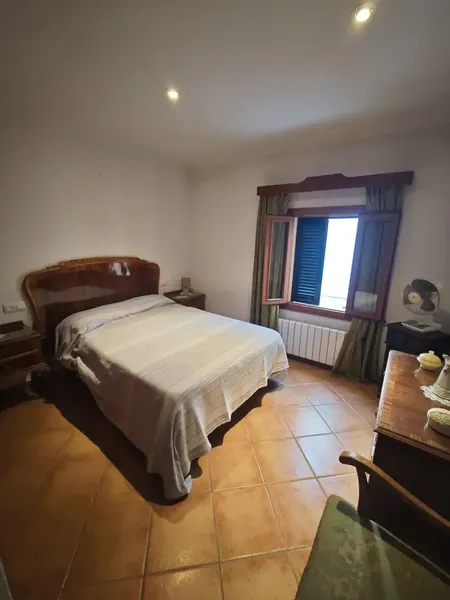 This beautiful house located in Pollença, ready to move in, is in a quiet and easily accessible area. The property consists of — photo 9