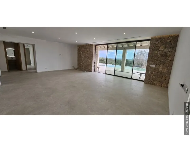 Rental of independent house or villa in Diseminado Diseminados Var — photo 6