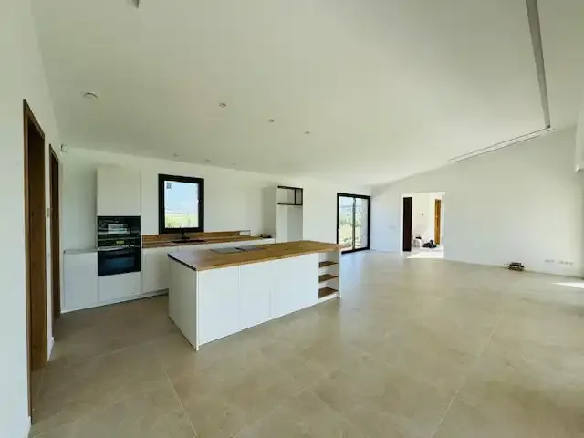 Discover this charming romantic finca located just 10 minutes from the vibrant city of Manacor and very close to the prestigious school — photo 11