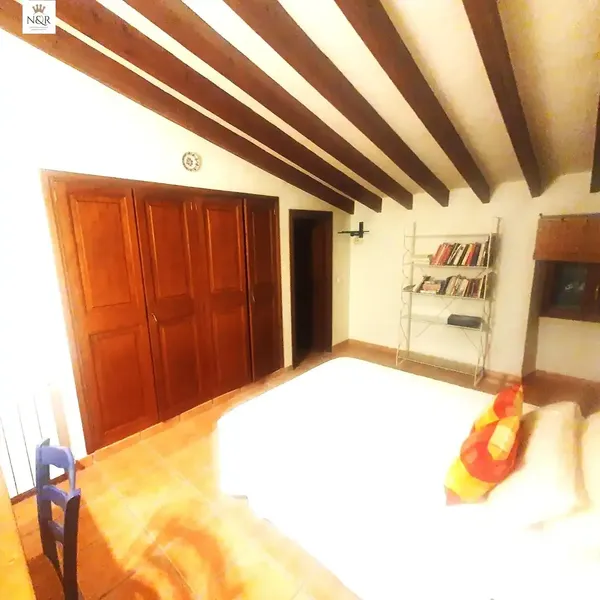 IKA00375-1. Spectacular modernist house for rent with hydraulic floors and high beamed ceilings in Sóller, built in 1910 — photo 9