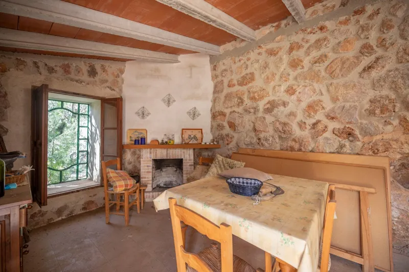 Two mountain cottages with car access in Fornalutx — photo 11