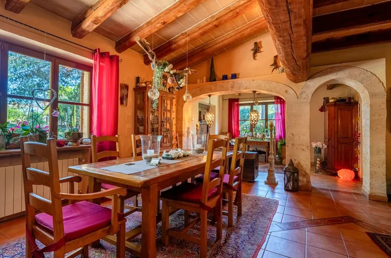 Self-sufficient finca near Portocolom with guest house at woodland edge — photo 5