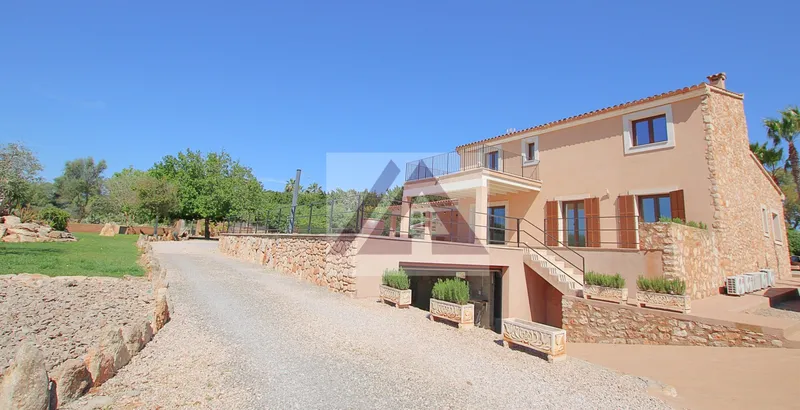 Country house for rent in Santanyi — photo 3