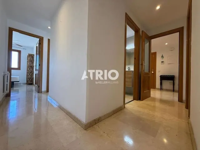 Flat for rent in Arxiduc, Palma de Mallorca — photo 3