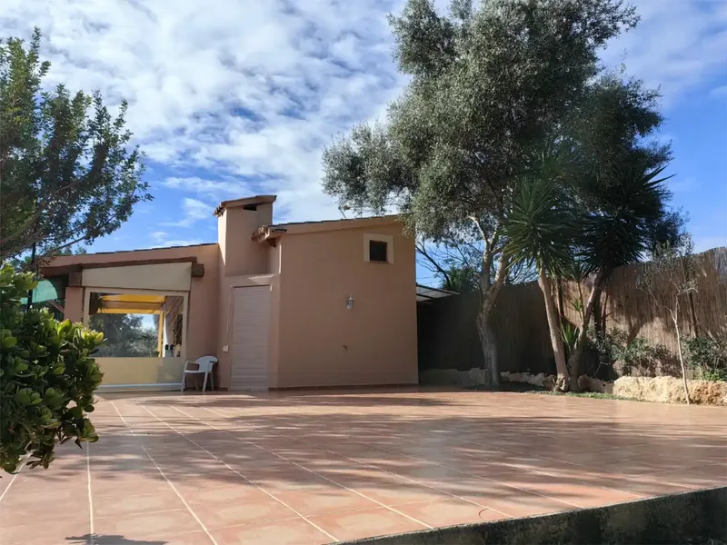 Description — photo 3