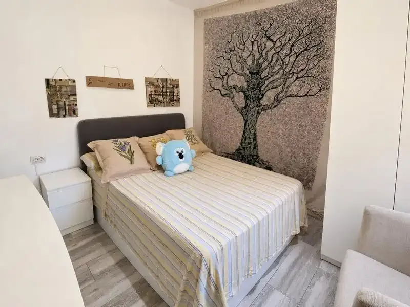 On a plot of 1,106 m2 in Ses Palmeres, this south-facing detached villa offers an unusual combination of space, flexibility and outdoor areas. — photo 9