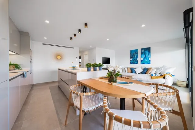 Penthouse with beach access for sale in Cala Vinyes, southwest Mallorca — photo 8