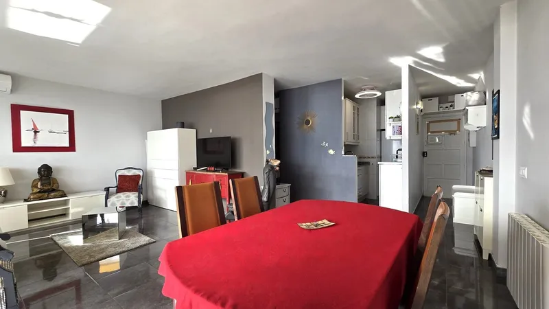 AL-JHRE056 – Fantastic renovated 1-bedroom apartment with terrace and stunning sea views — photo 8