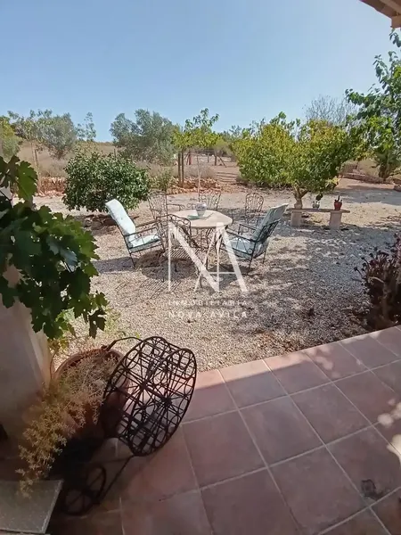 Rustic finca for sale of 179 m2 with a plot of 6,200 m2 in the privileged surroundings of Sencelles — photo 4