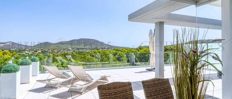 Modern penthouse in Santa Ponsa near golf course and beach — photo 7