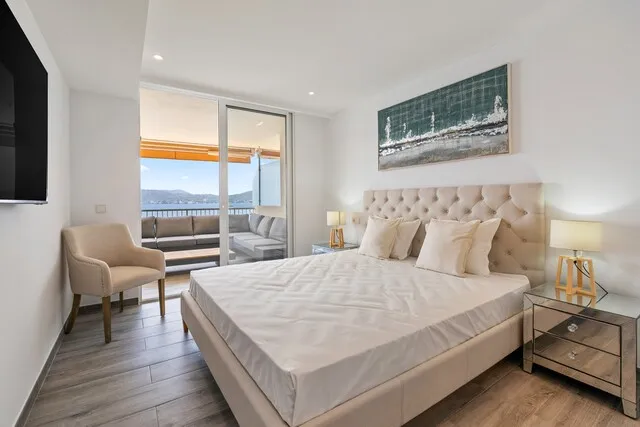 Renovated frontline apartment for sale in Costa de la Calma, Southwest Mallorca — photo 9