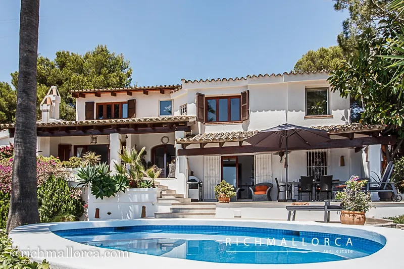 Beautiful villa in the upper area of Bendinat — photo 1