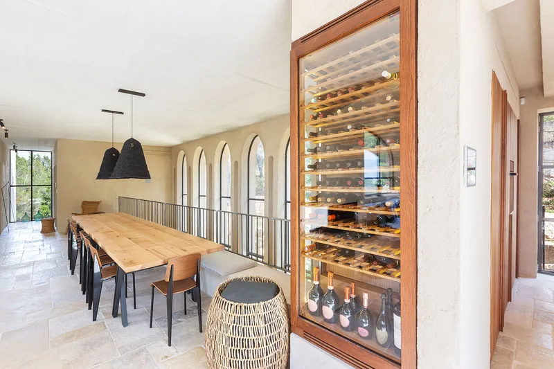 Exceptional villa in an exclusive residential location close to the centre — photo 11