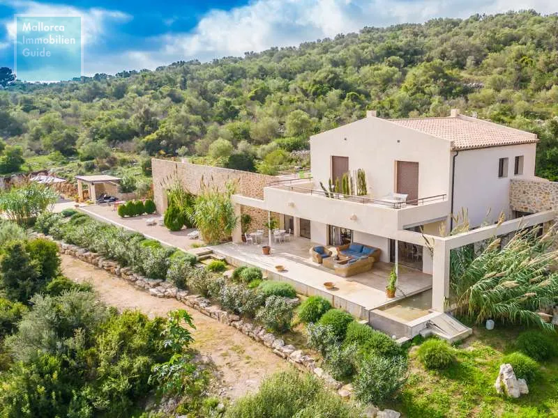 Son Servera Finca with distant sea views & a swimming pool — photo 4