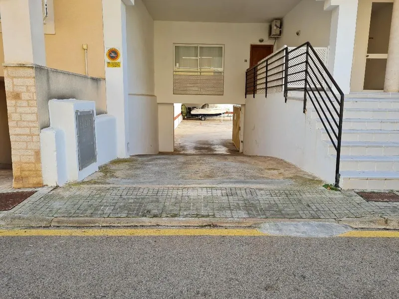 Parking — photo 3