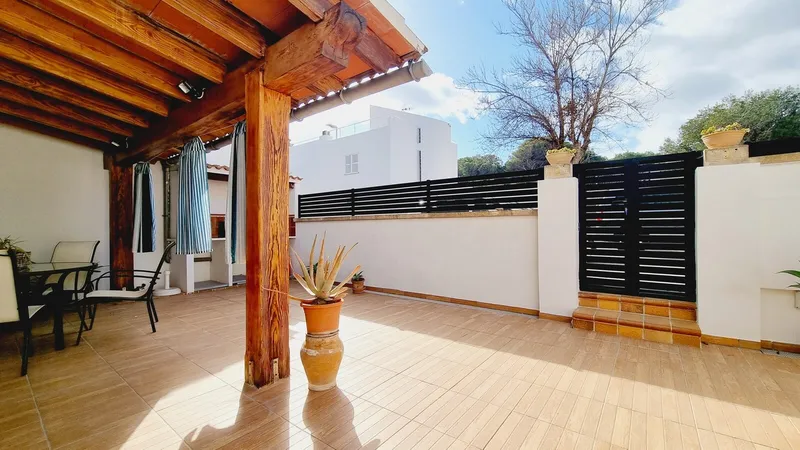 AL-JHRE047 – Ground floor property with 3 bedrooms within walking distance to the beach — photo 1