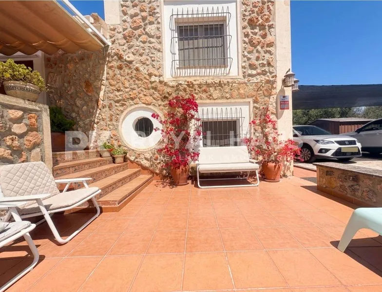Rural or Farmhouse in Algaida, Province of Balearic Islands — photo 1
