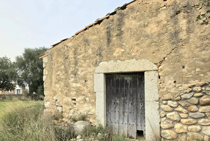 Rustic estate with improvement project — photo 8