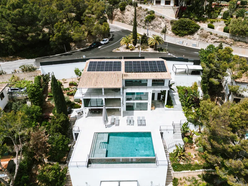 Villa in Costa den Blanes with elegant, clean design and fantastic sea views — photo 2